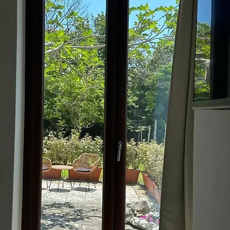 Maera Ραβέλλο