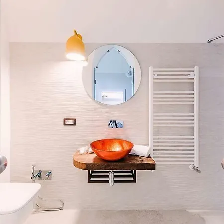 Maera Ραβέλλο