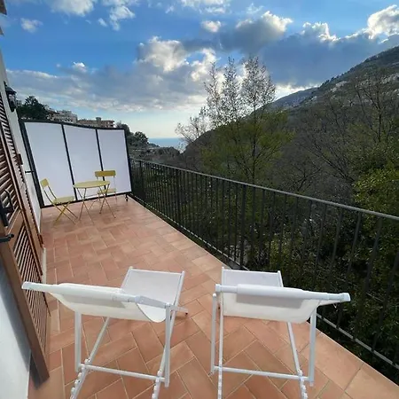 ベッド・アンド・ブレックファスト Maera