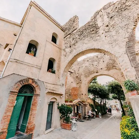 ベッド・アンド・ブレックファスト Maera